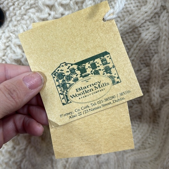 Blarney Woolen Mills Ireland Wool Cable Knit Sweater Cardigan Size 48 NWT. - Picture 7 of 15